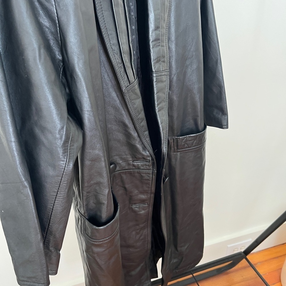 Donna Pelle Vintage Black Leather Coat Size Medium, Genuine Leather - Picture 3 of 6